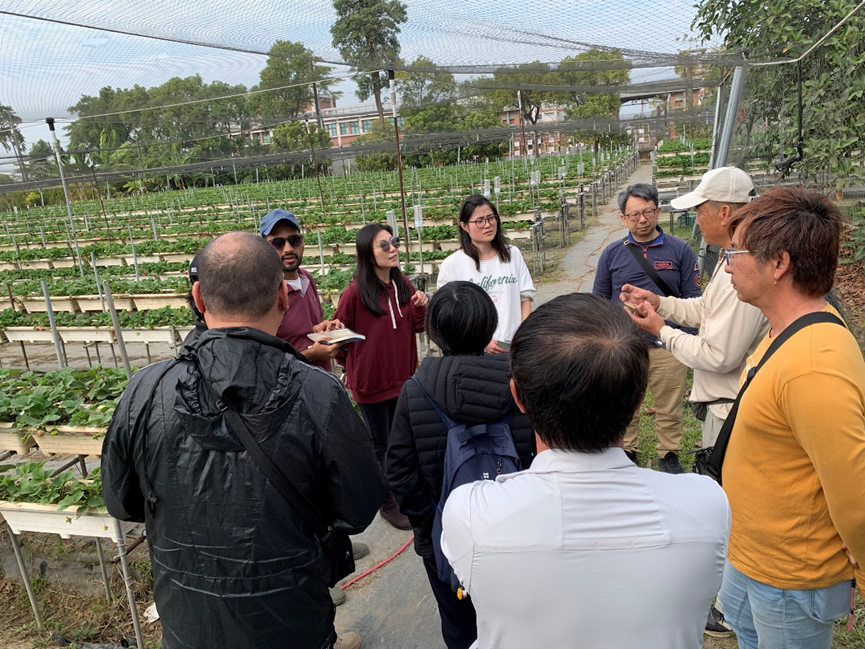 自動化節水灌溉示範場域進行參訪